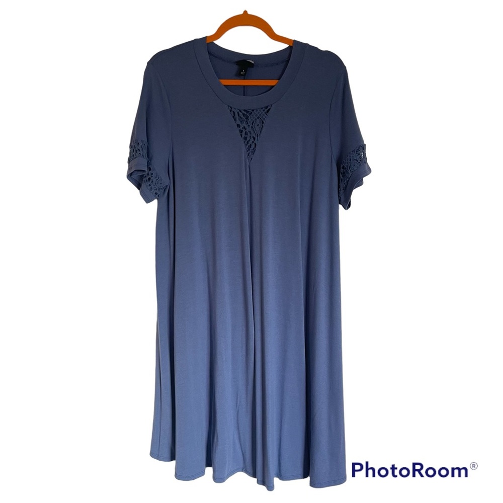 TORRID BLUE GRAY A-LINE TEE SHIRT STYLE DRESS WITH CROCHETED LACE TRIM